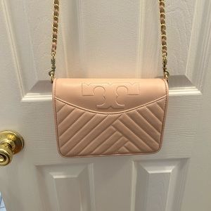 Tory Burch Shoulder/Crossbody Bag in Dusty Pink